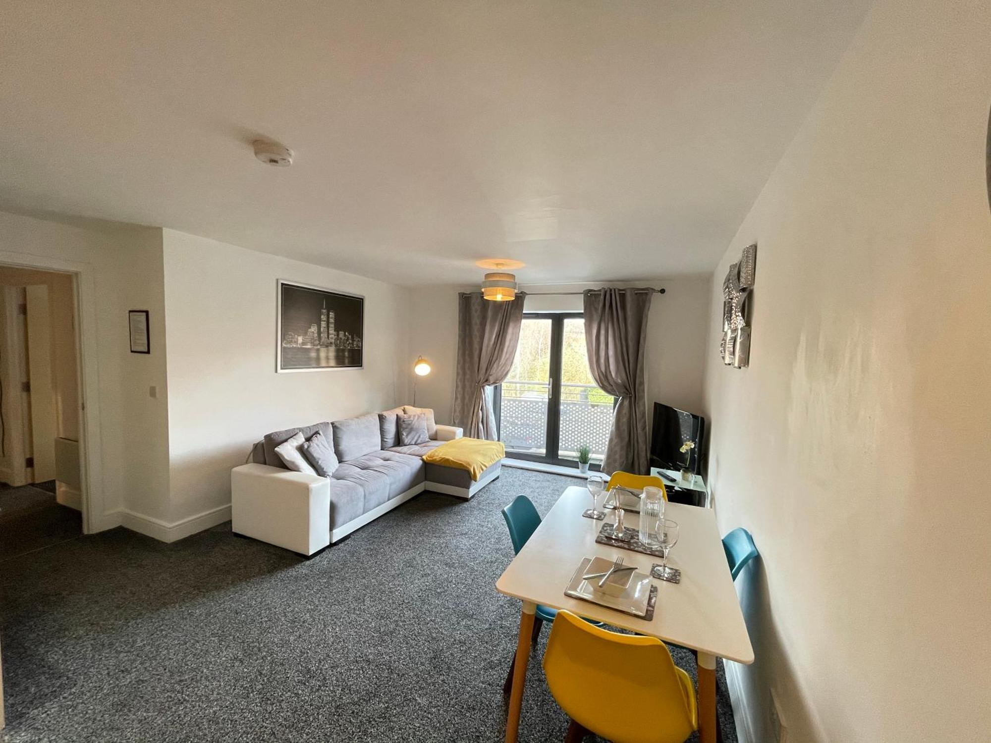 Grand Central Apartments Дерби Номер фото